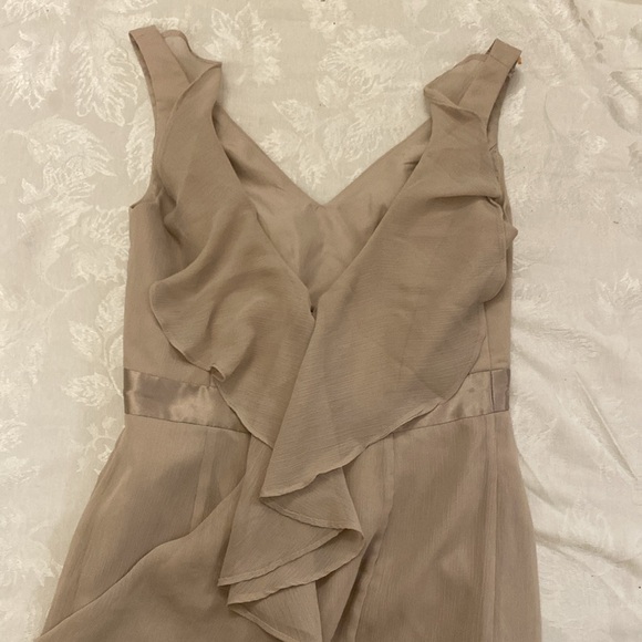 Sleeveless Chiffon Dress with Ruffled Back Detail | David's Bridal Size 4 - Picture 12 of 13